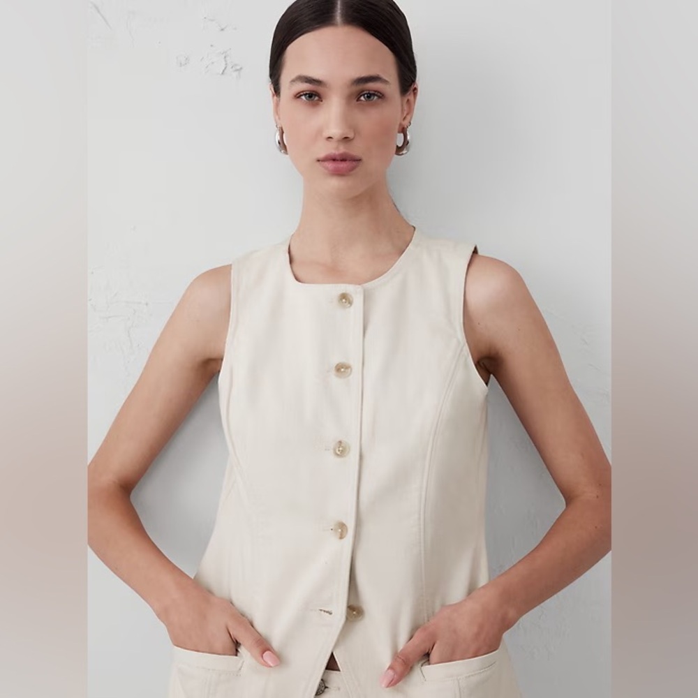Banana Republic SOLD OUT Ecru Denim Vest - Picture 2 of 8